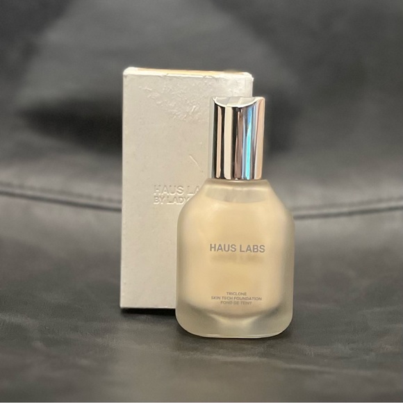 Haus Labs By Lady Gaga Other - Haus Labs 030 Fair Cool Foundation